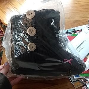 COPY - Boots never been worn still in packaging.